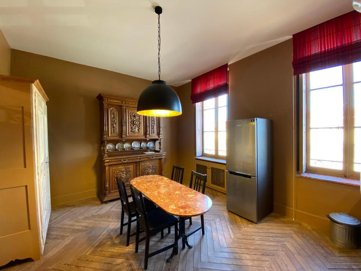 Demeure Saint Louis, cité 10mn à pieds, piscine chauffée, Clim AC, Parking privé Carcassonne Exterior foto